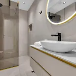 Azure Horizon Penthouse * 마카르스카