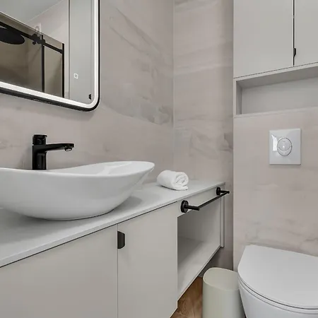 Azure Horizon Penthouse Apartment Makarska