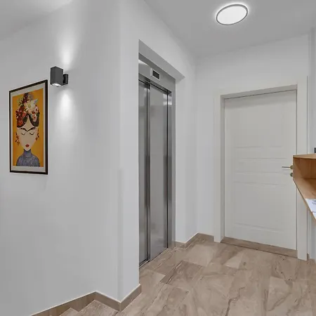 Azure Horizon Penthouse Apartment Makarska