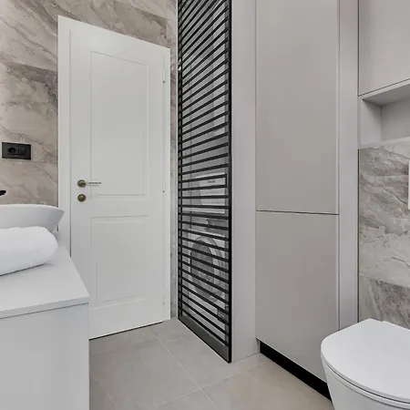 Azure Horizon Penthouse Appartement Makarska