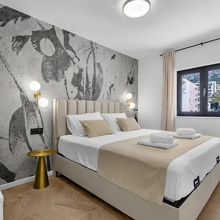 Appartement Azure Horizon Penthouse Makarska