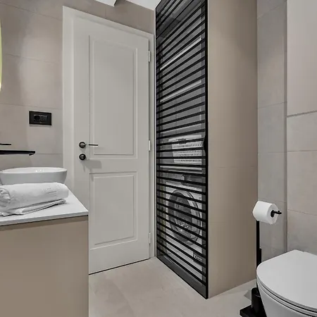 Azure Horizon Penthouse Appartement