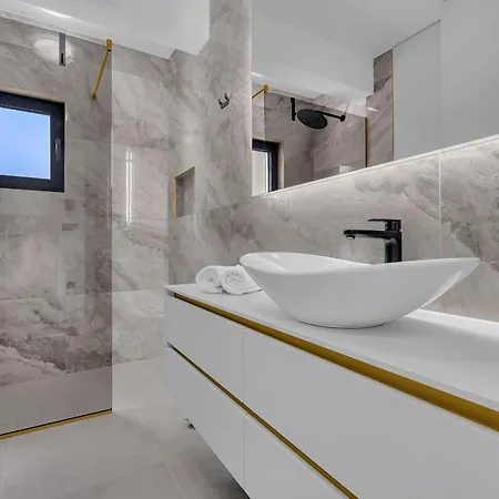 Appartement Azure Horizon Penthouse